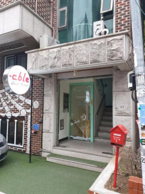  Able Guesthouse Hongdae  Сеул